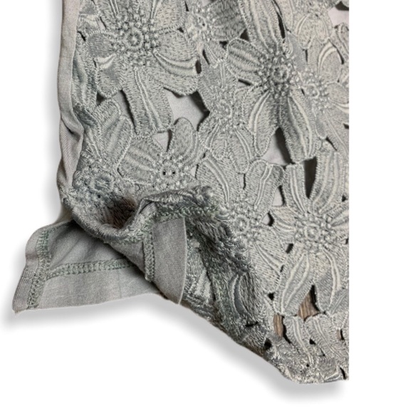 J JILL FLORAL LACE OVERLAY 3/4 SLEEVE PULLOVER - Picture 4 of 8